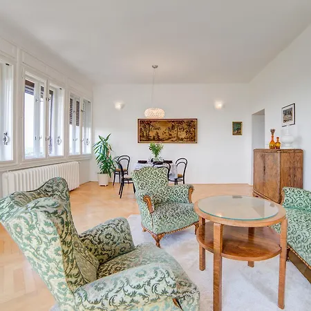 Apartman Nosislav Apartments *
